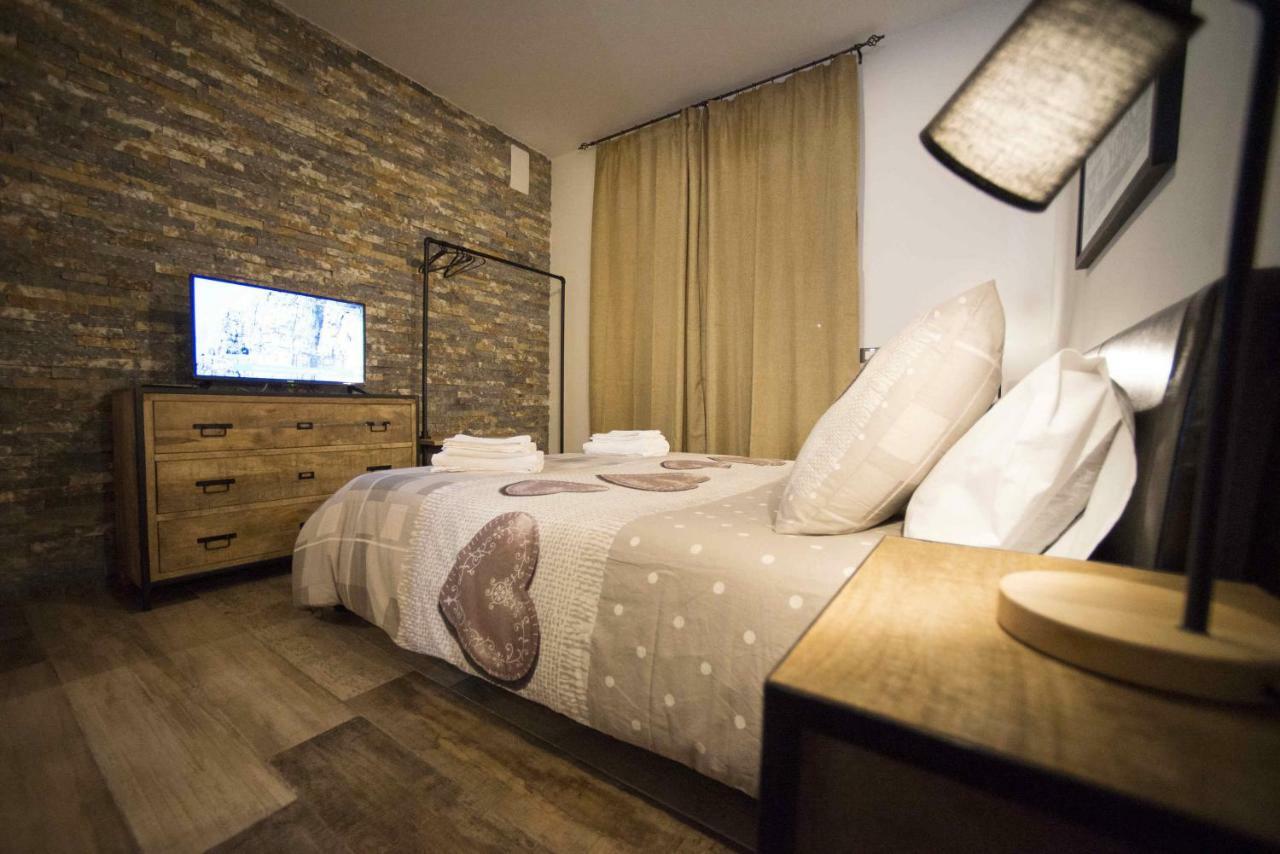Cristiano Hotel Cosenza Exterior photo