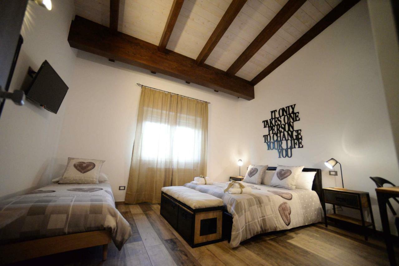 Cristiano Hotel Cosenza Exterior photo