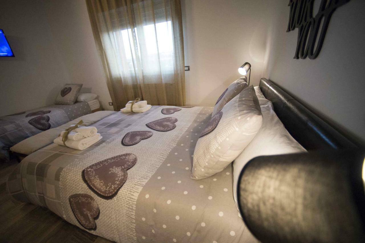 Cristiano Hotel Cosenza Exterior photo