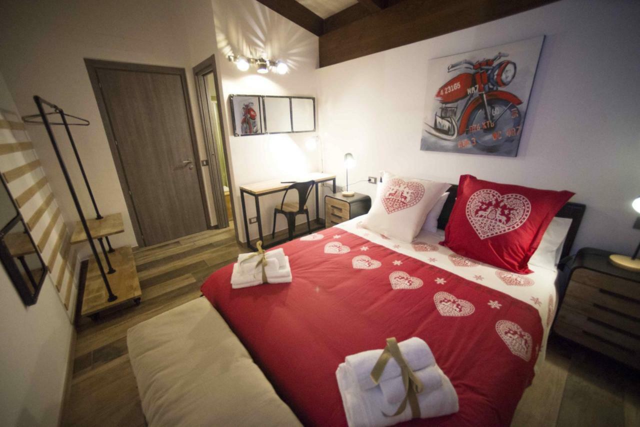 Cristiano Hotel Cosenza Exterior photo